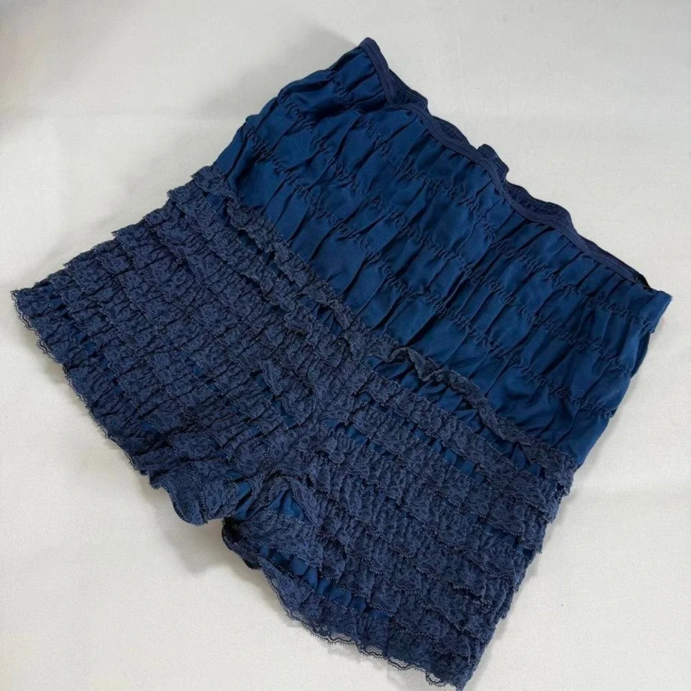 Blue ruffle bloomer shorts 60s navy ruffle shorts size medium